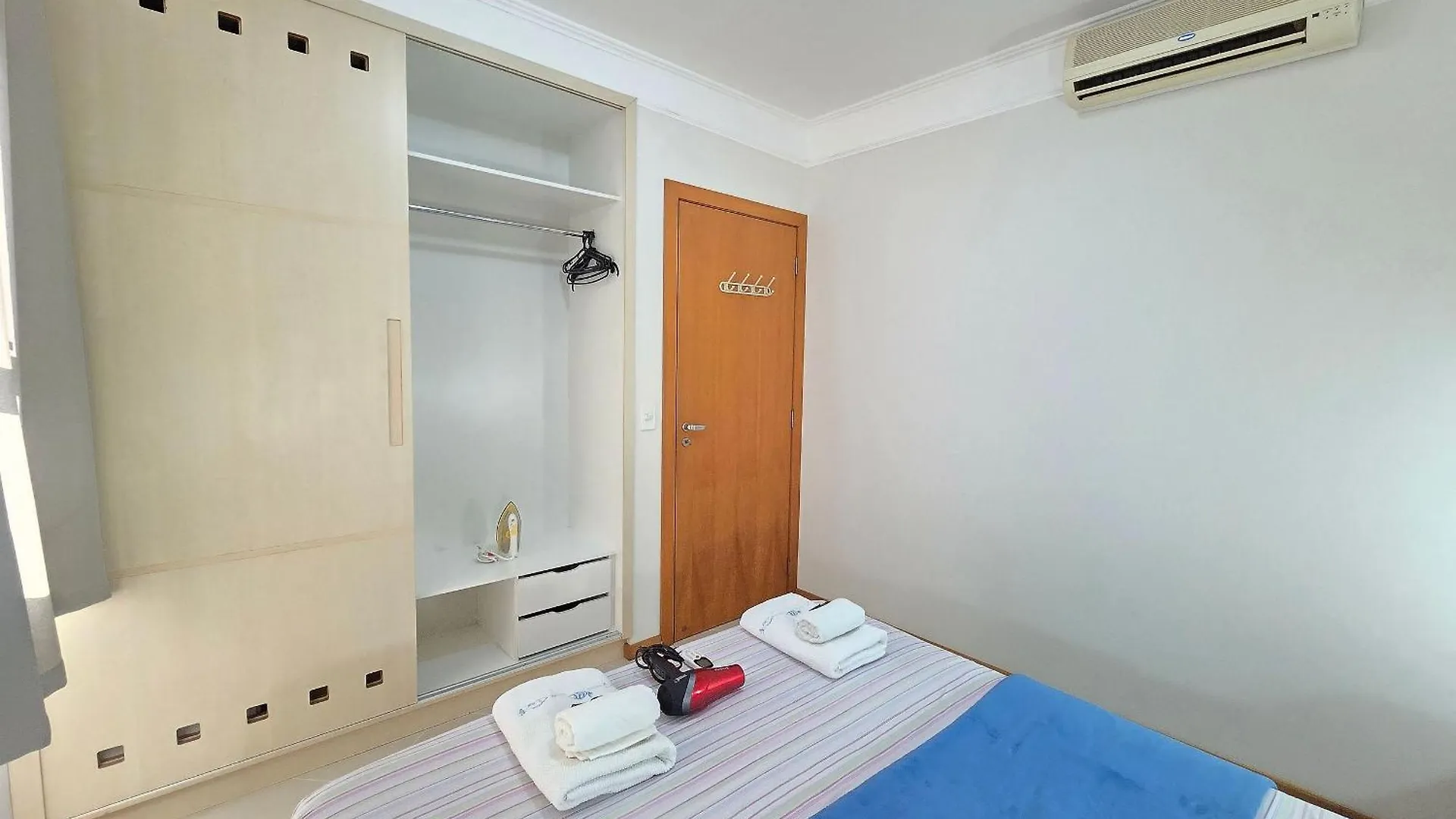Costa Sul Apartamentos Centro Bc/Piscina/Jacuzzi/Garagem Balneário Camboriú