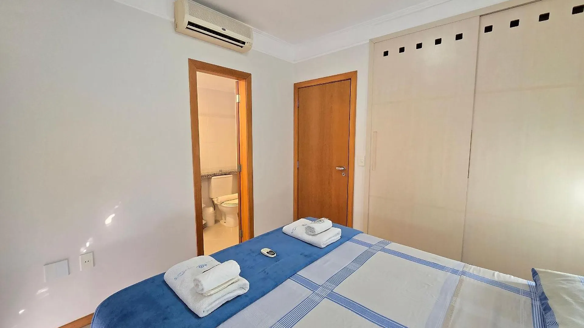 Costa Sul Apartamentos Centro Bc/Piscina/Jacuzzi/Garagem Balneário Camboriú