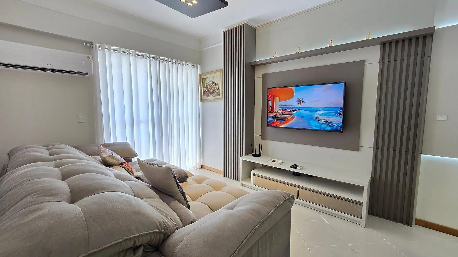 Costa Sul Apartamentos Centro Bc/Piscina/Jacuzzi/Garagem Balneário Camboriú