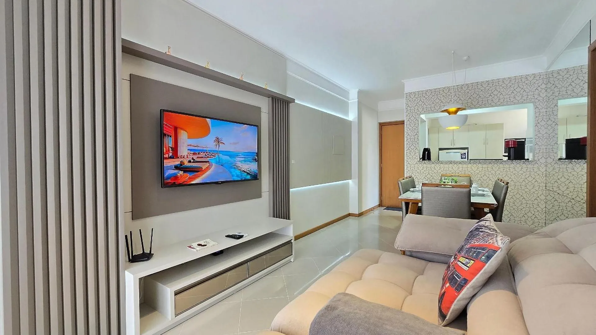 Costa Sul Apartamentos Centro Bc/Piscina/Jacuzzi/Garagem Balneário Camboriú 0*,