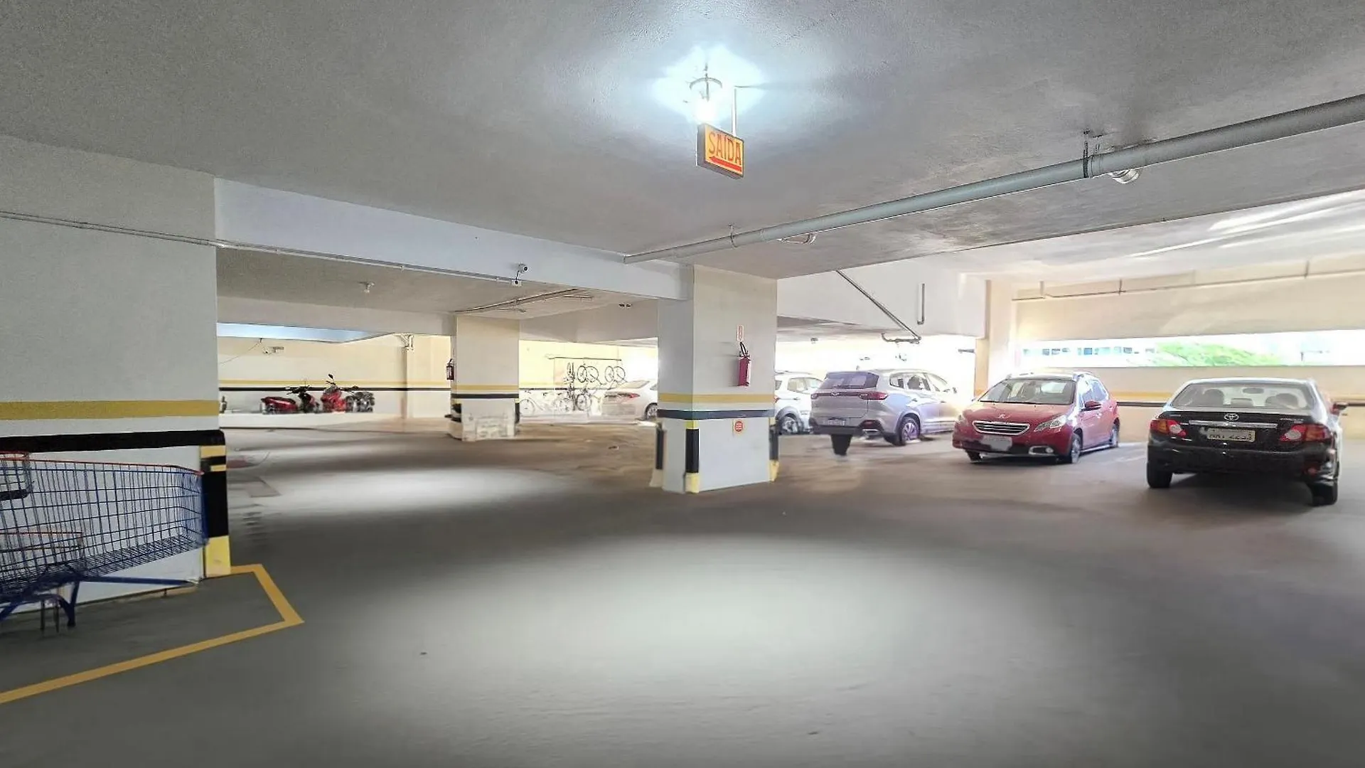 Costa Sul Apartamentos Centro Bc/Piscina/Jacuzzi/Garagem Balneário Camboriú Brasil