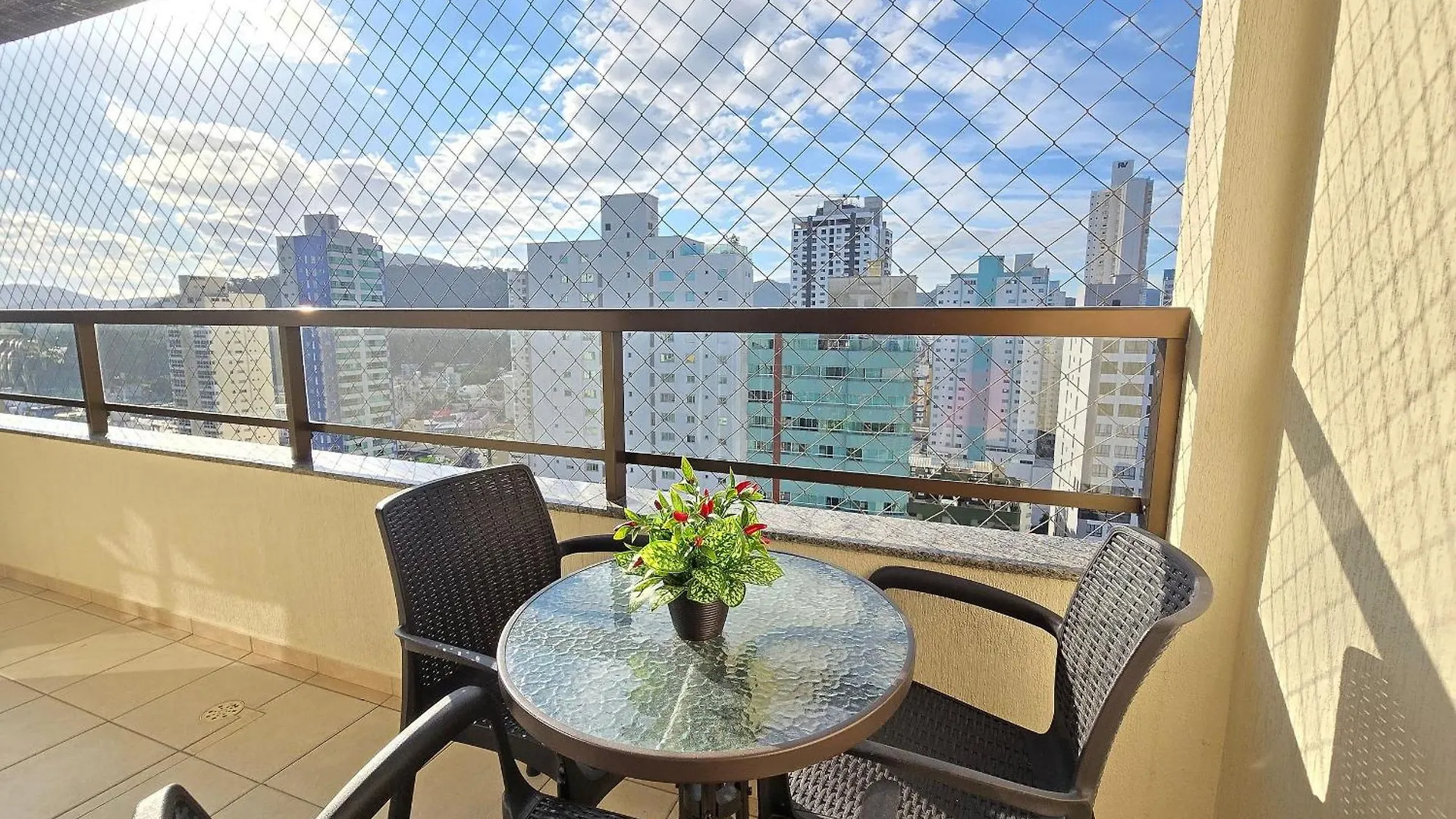 Costa Sul Apartamentos Centro Bc/Piscina/Jacuzzi/Garagem Balneário Camboriú