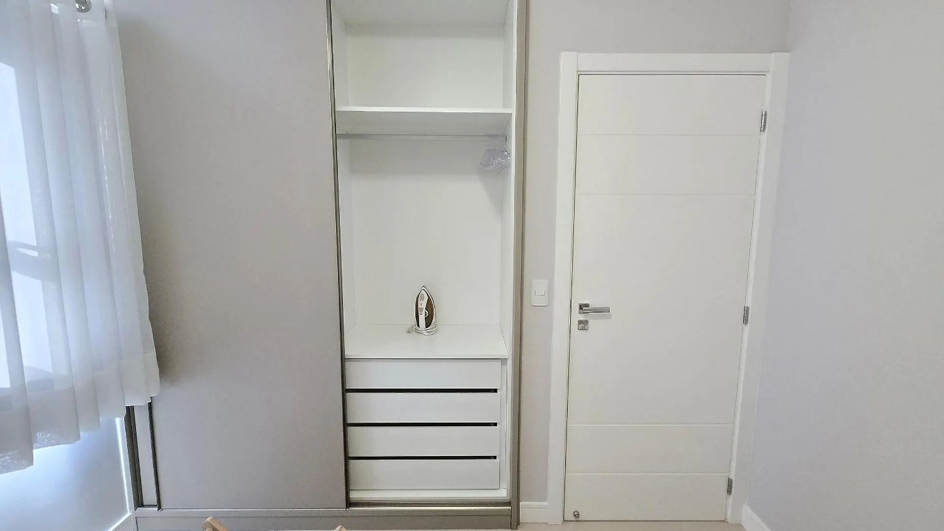 Costa Sul Apartamentos Centro Bc/Piscina/Jacuzzi/Garagem Balneário Camboriú