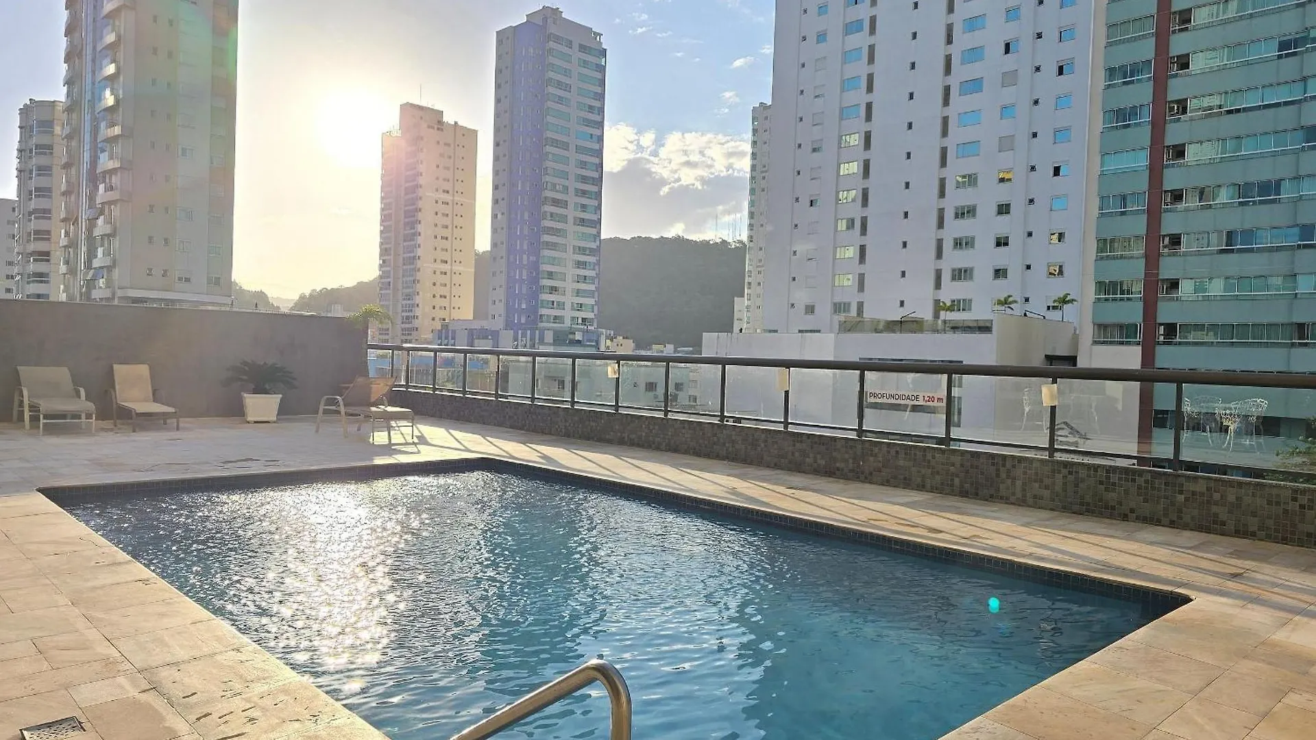 Costa Sul Apartamentos Centro Bc/Piscina/Jacuzzi/Garagem Balneário Camboriú 0*,  Brasil